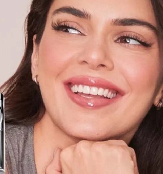 7 Plump Ambition Lip Oil