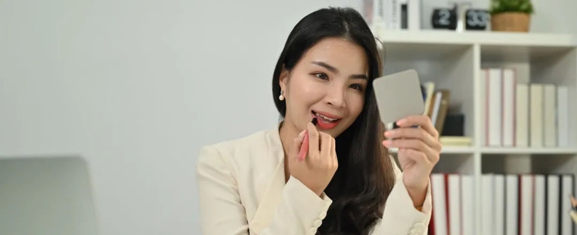 9 Lipstik Cepat Kering