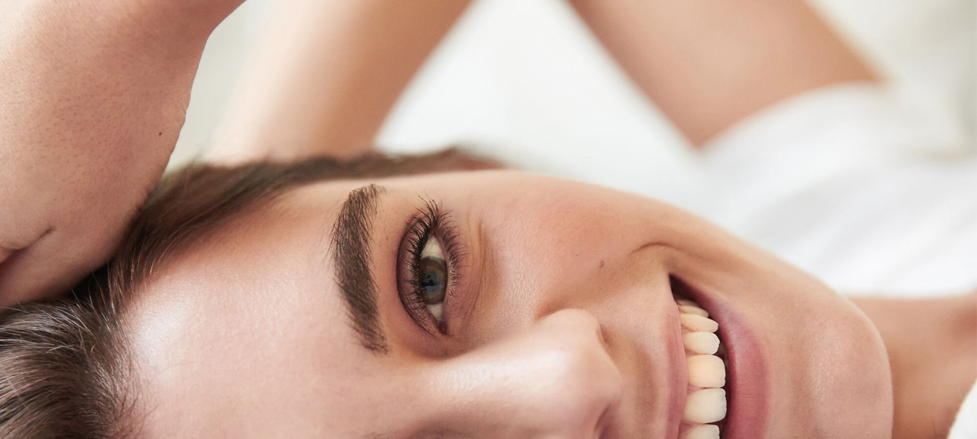 5 Cara Menghilangkan Bruntusan di Wajah