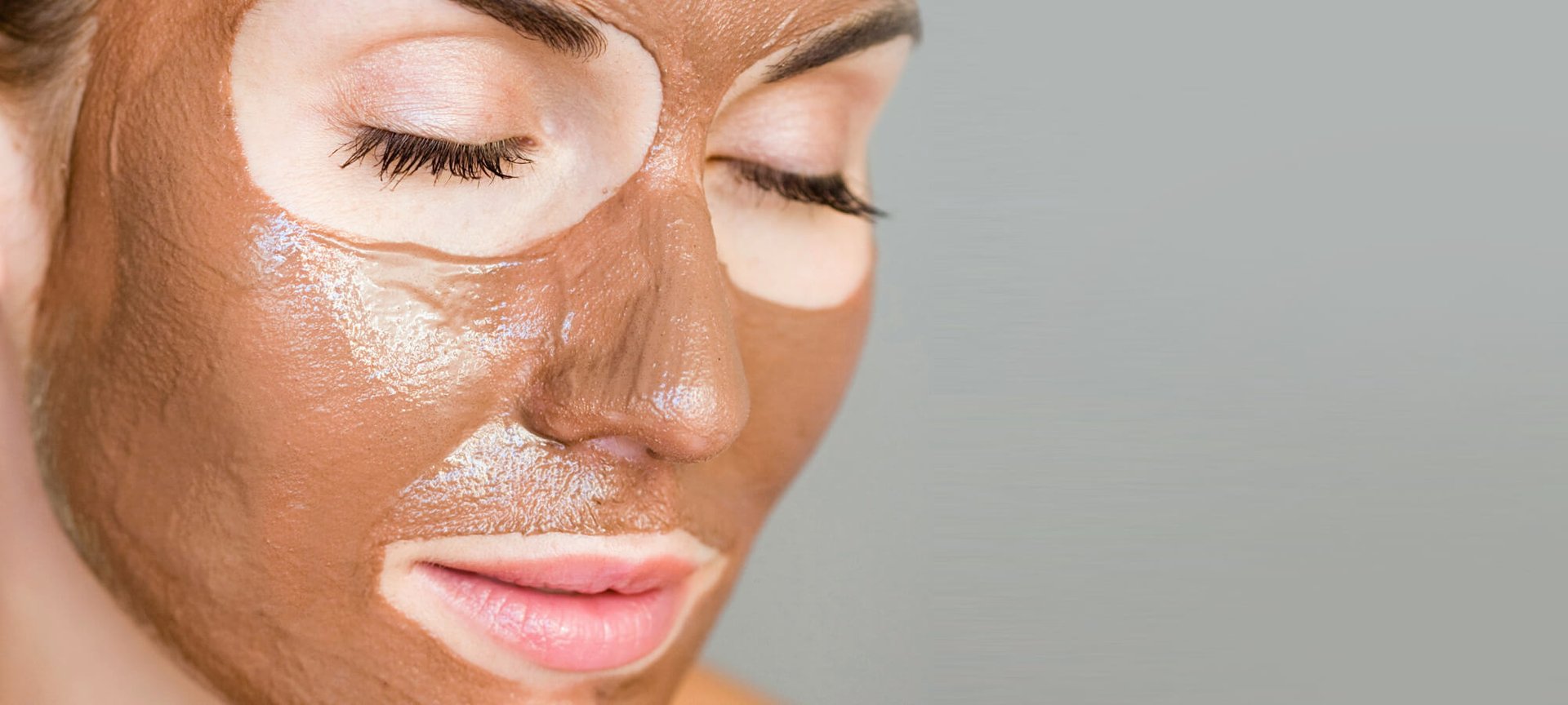 MANFAAT MASKERAN WAJAH DI MALAM HARI SECARA RUTIN