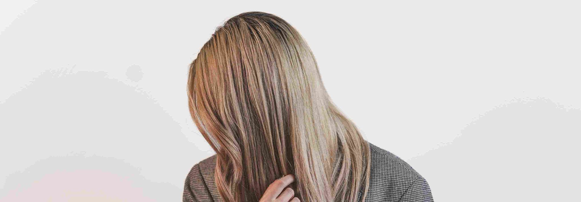 12 Penyebab Rambut Rontok Parah