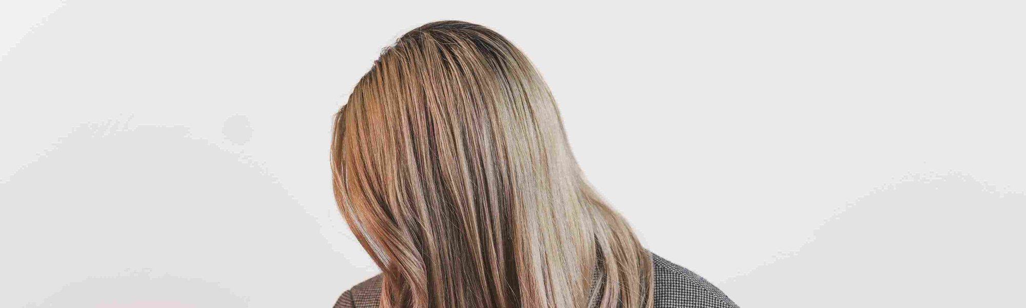 12 Penyebab Rambut Rontok Parah