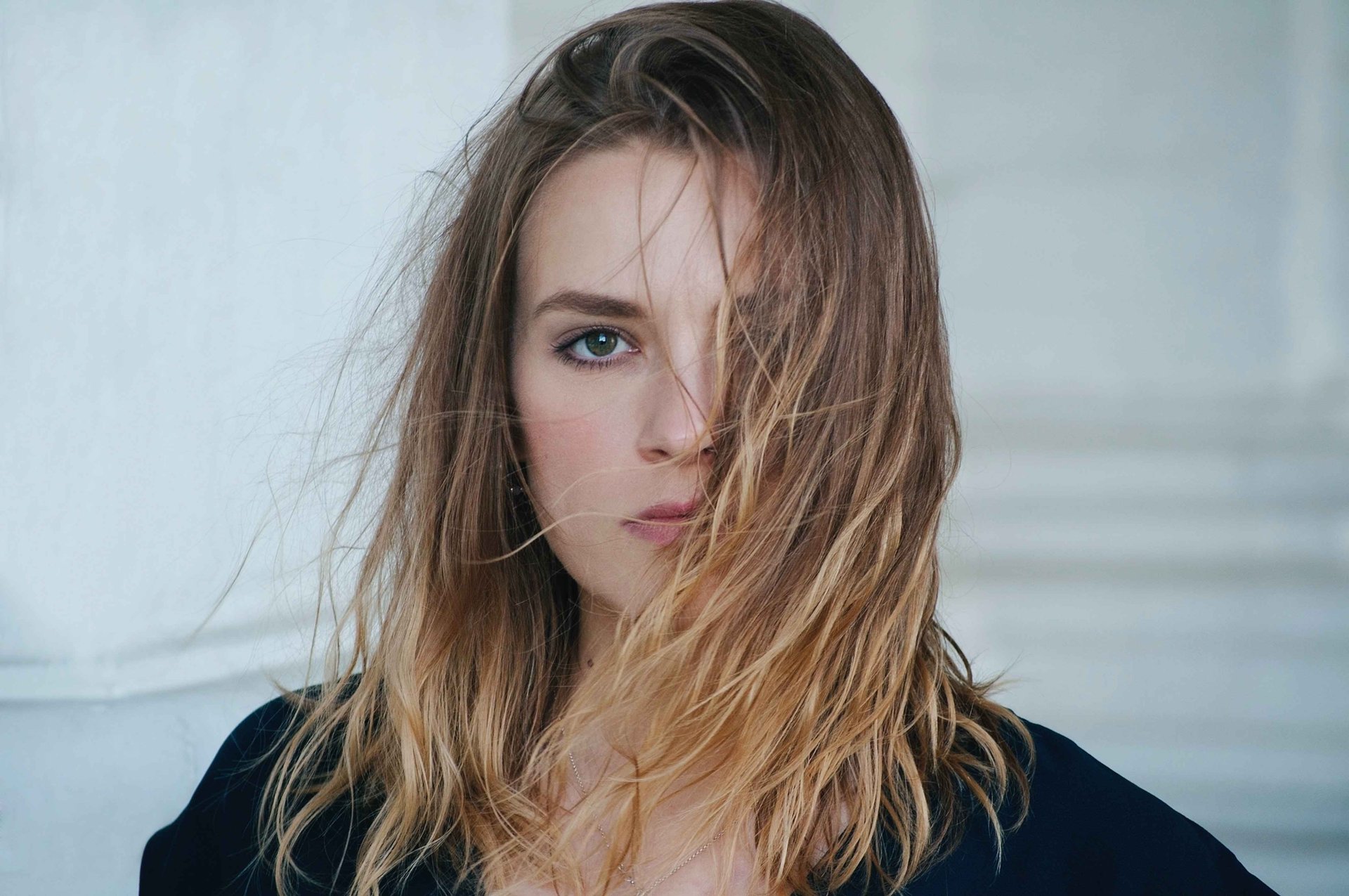 Tips Menggunakan Masker Rambut Untuk Rambut Kering Dan Mengembang