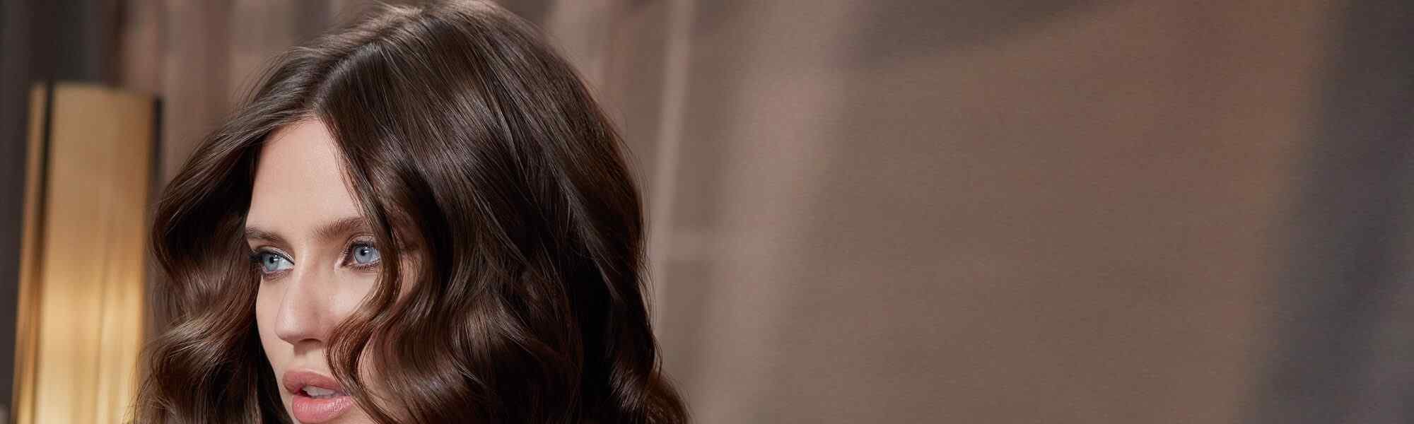 Rekomendasi Model Rambut Segi Layer Oval 3 Tingkat