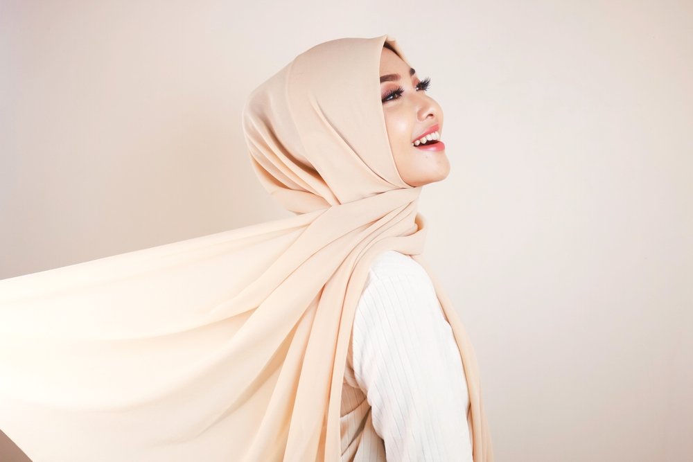 Cek 12 Inspirasi OOTD Lebaran 2024 untuk Wanita Ini