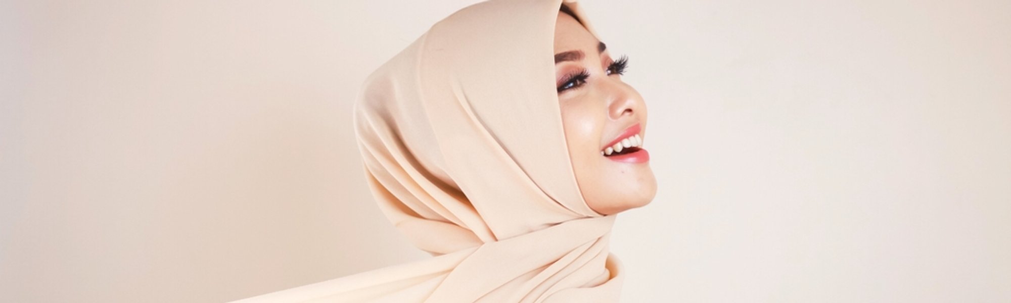 Cek 12 Inspirasi OOTD Lebaran 2024 untuk Wanita Ini