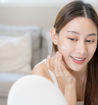 17 Rekomendasi Sunscreen Yang Bagus Dari Loreal Paris