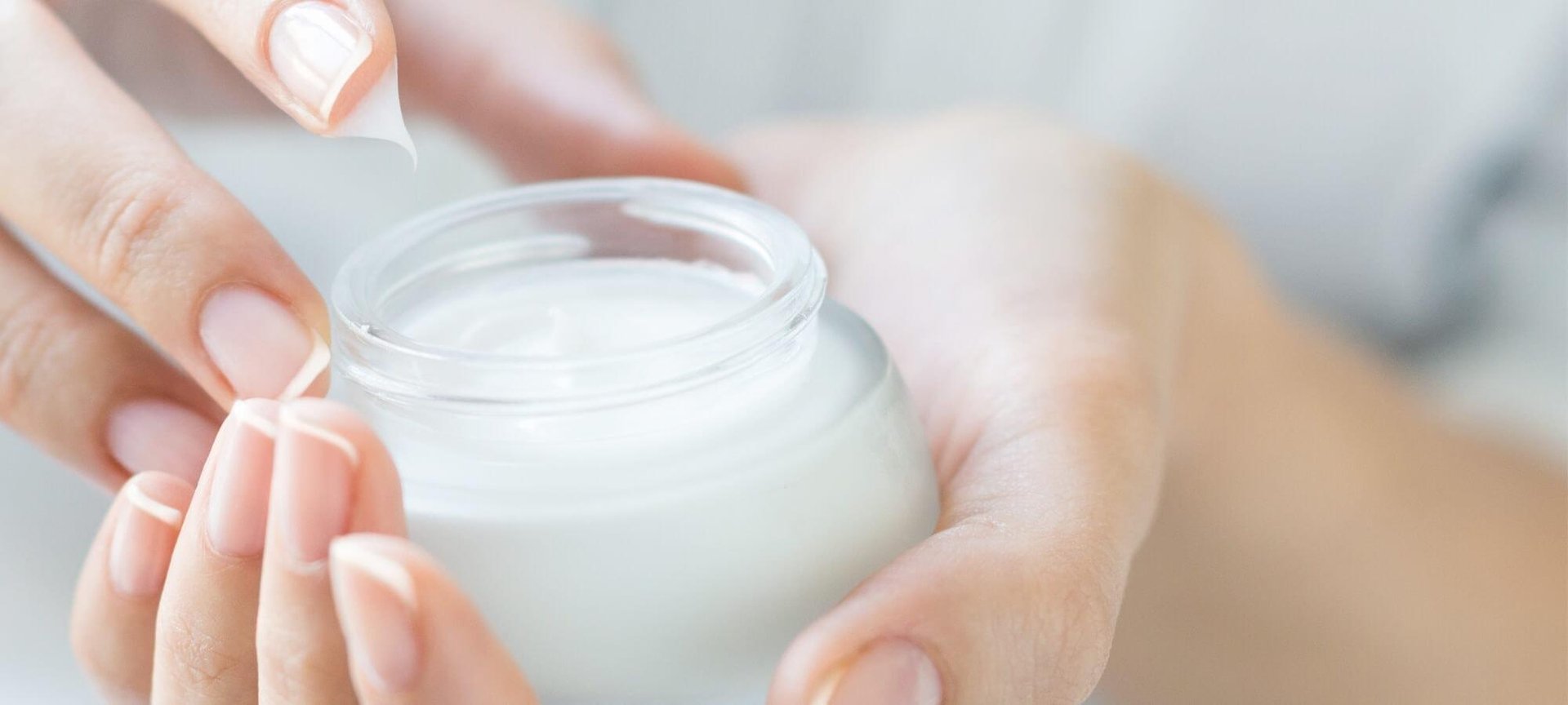 Intip Manfaat Pelembab Kulit Kering Terbaru LOral Revitalift Hyaluronic Acid Min