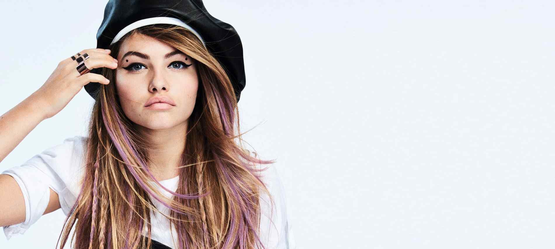 TAK PERLU KHAWATIR KULIT BERMINYAK ALAS BEDAK RINGAN INI BISA JAGA TAMPILAN DAN KULIT TETAP NYAMANmi