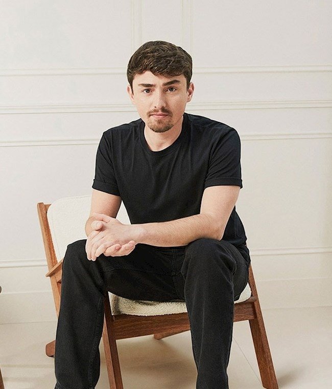 Hero Spoke Thomas Mobile